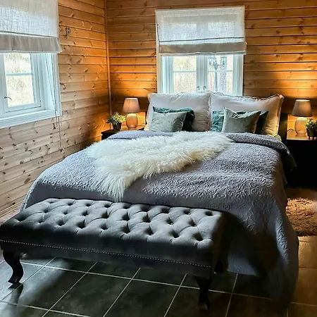 Sunny Near Gautefall Casa vacanze *